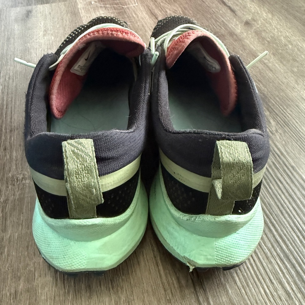 Nike React Pegasus Trail 4 Men’s Size 11 - Black Mint Foam Trail Running shoes - Picture 3 of 8